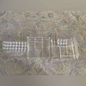 Make-up clear arrangement. Or for other things.